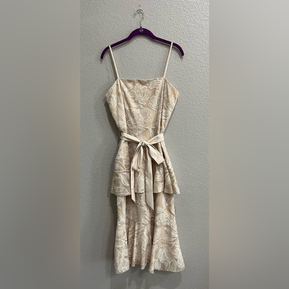 GIANNI BINI Elena Tiered Khaki/Cream Elegant Dress Size 6 - Picture 1 of 14